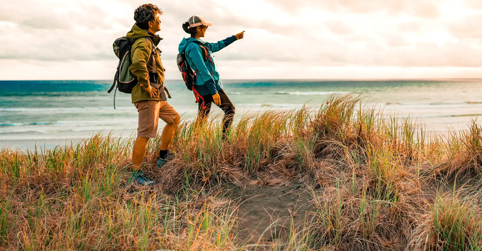 Couple-hiking-landing-banner