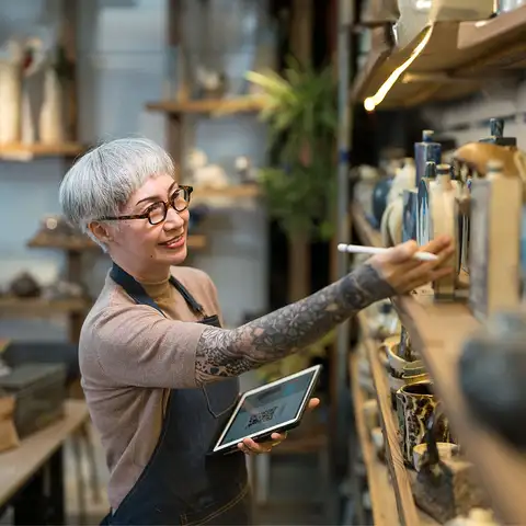 Lady-in-shop