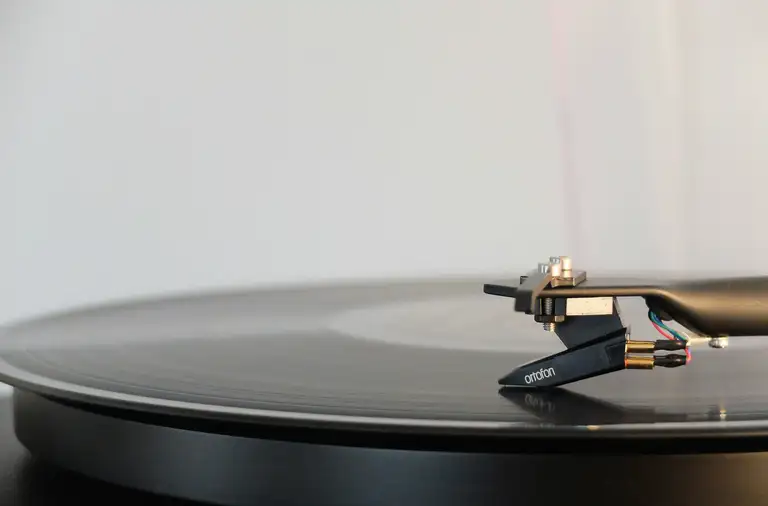 Vinyl, music