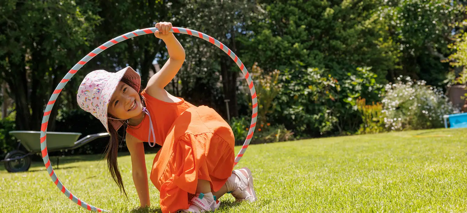 full width promo hula hoop 3072 x 1600